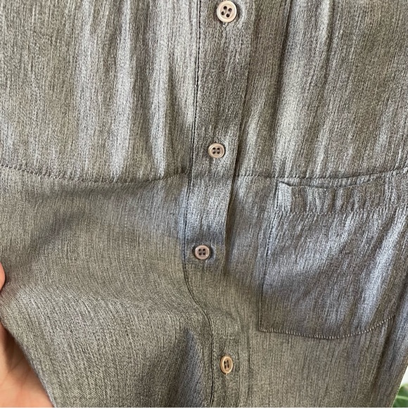 Reiss grey/silver sleeveless half button up - Picture 3 of 5